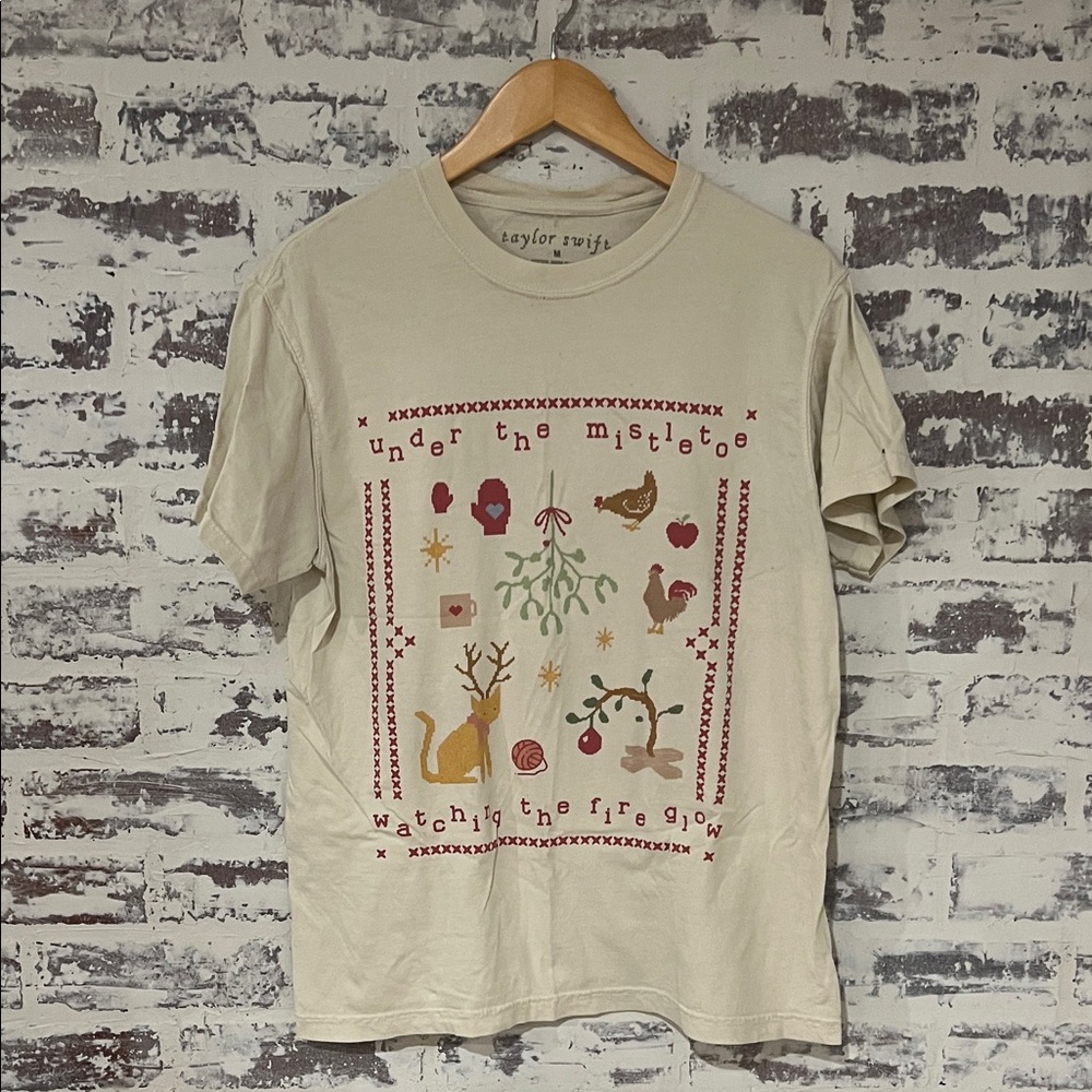 Taylor Swift Beige Holiday Graphic Tee